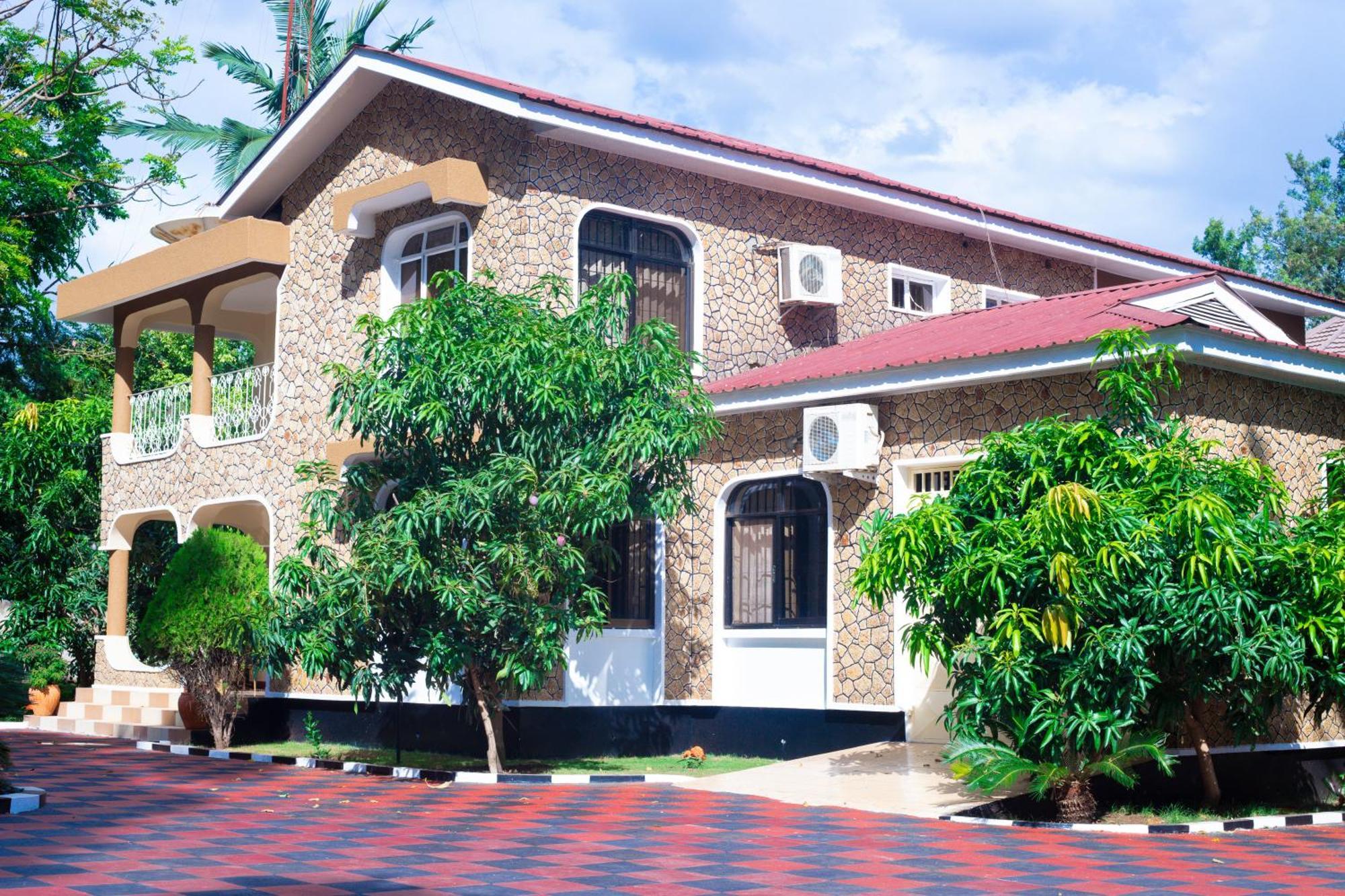 Mama Thea Homes Moshi Luaran gambar